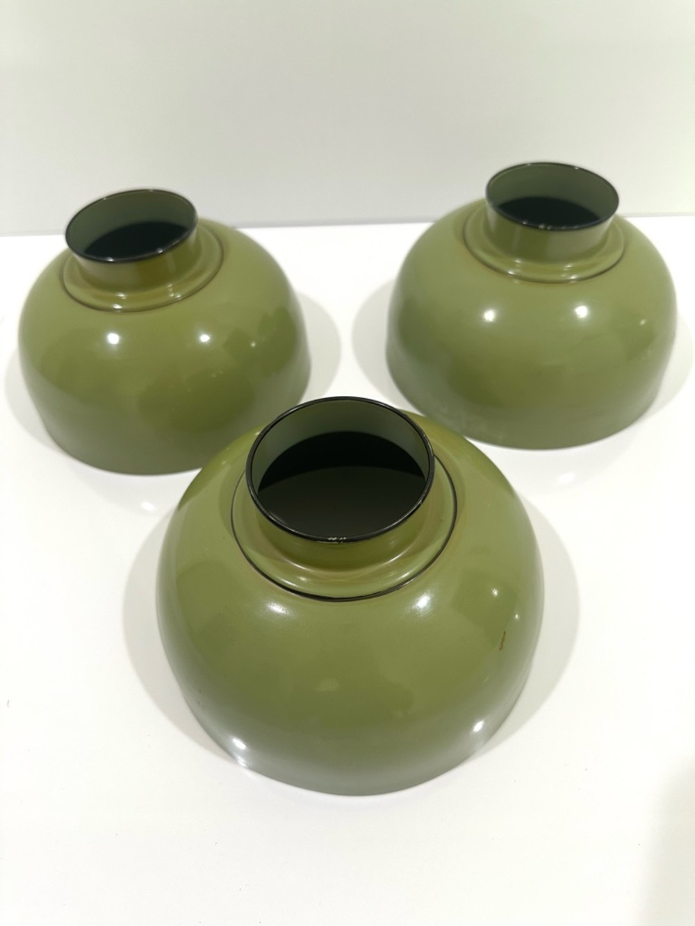 MCM Set of 3 Vintage Green Metal Electric Lamp Shades Avocado Green 4”x6.5”